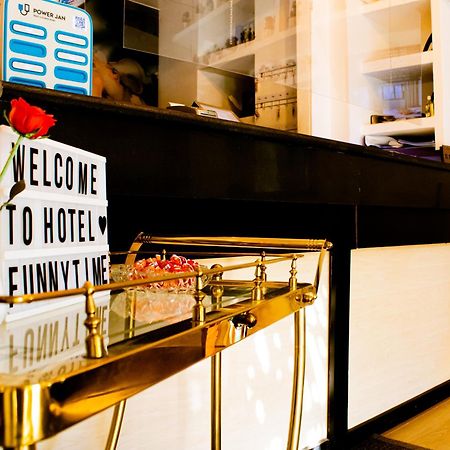 Hotel Funnytime Bukareszt Zewnętrze zdjęcie