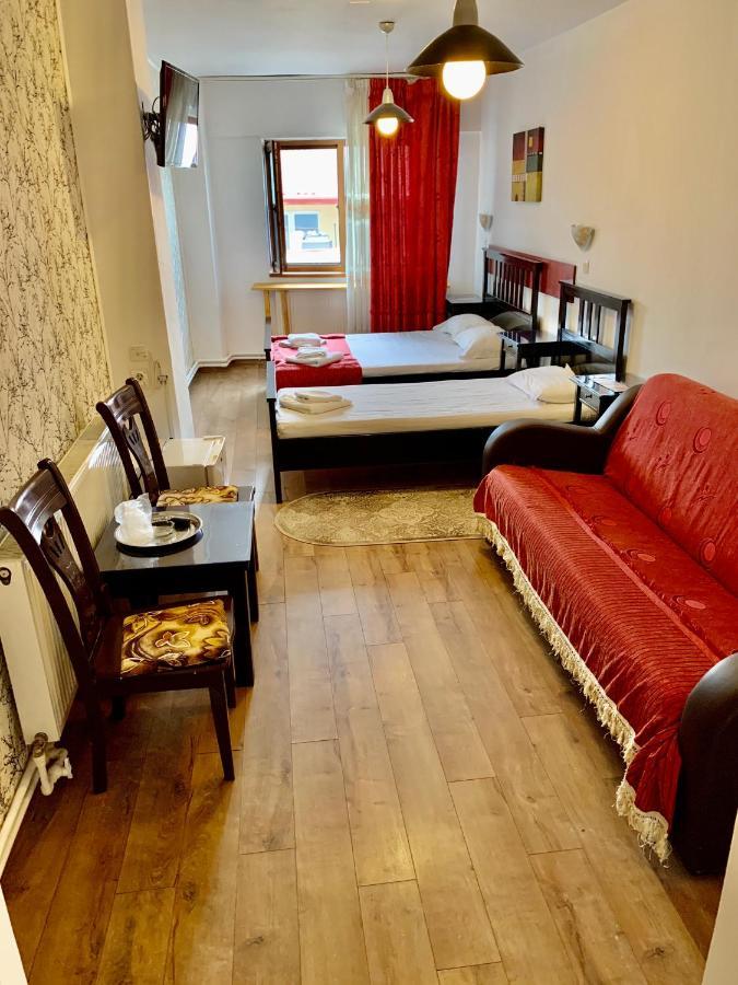 Hotel Funnytime Bukareszt Zewnętrze zdjęcie