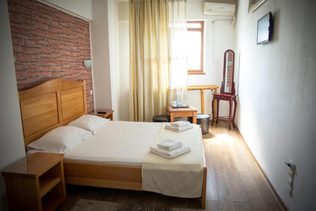 Hotel Funnytime Bukareszt Zewnętrze zdjęcie