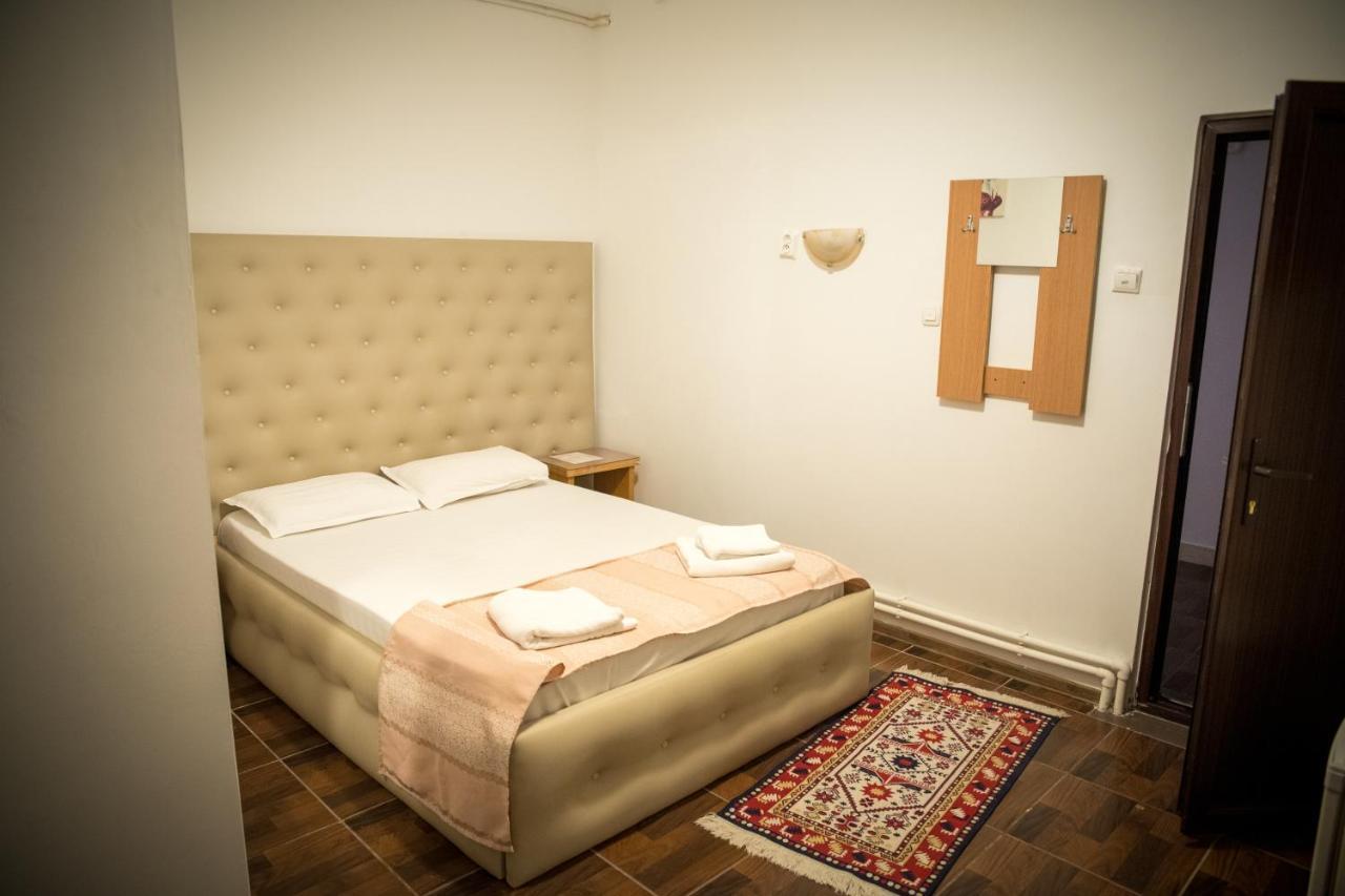 Hotel Funnytime Bukareszt Zewnętrze zdjęcie