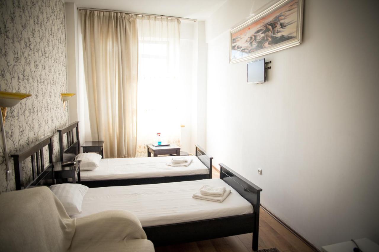 Hotel Funnytime Bukareszt Zewnętrze zdjęcie