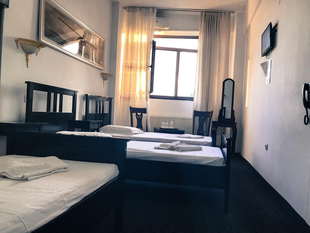 Hotel Funnytime Bukareszt Zewnętrze zdjęcie